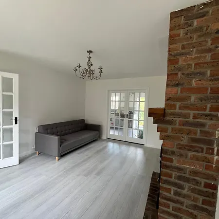 Stayincashel Rock View & Next To The Palace Villa