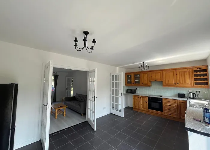 Stayincashel Rock View & Next To The Palace Cashel (Tipperary)